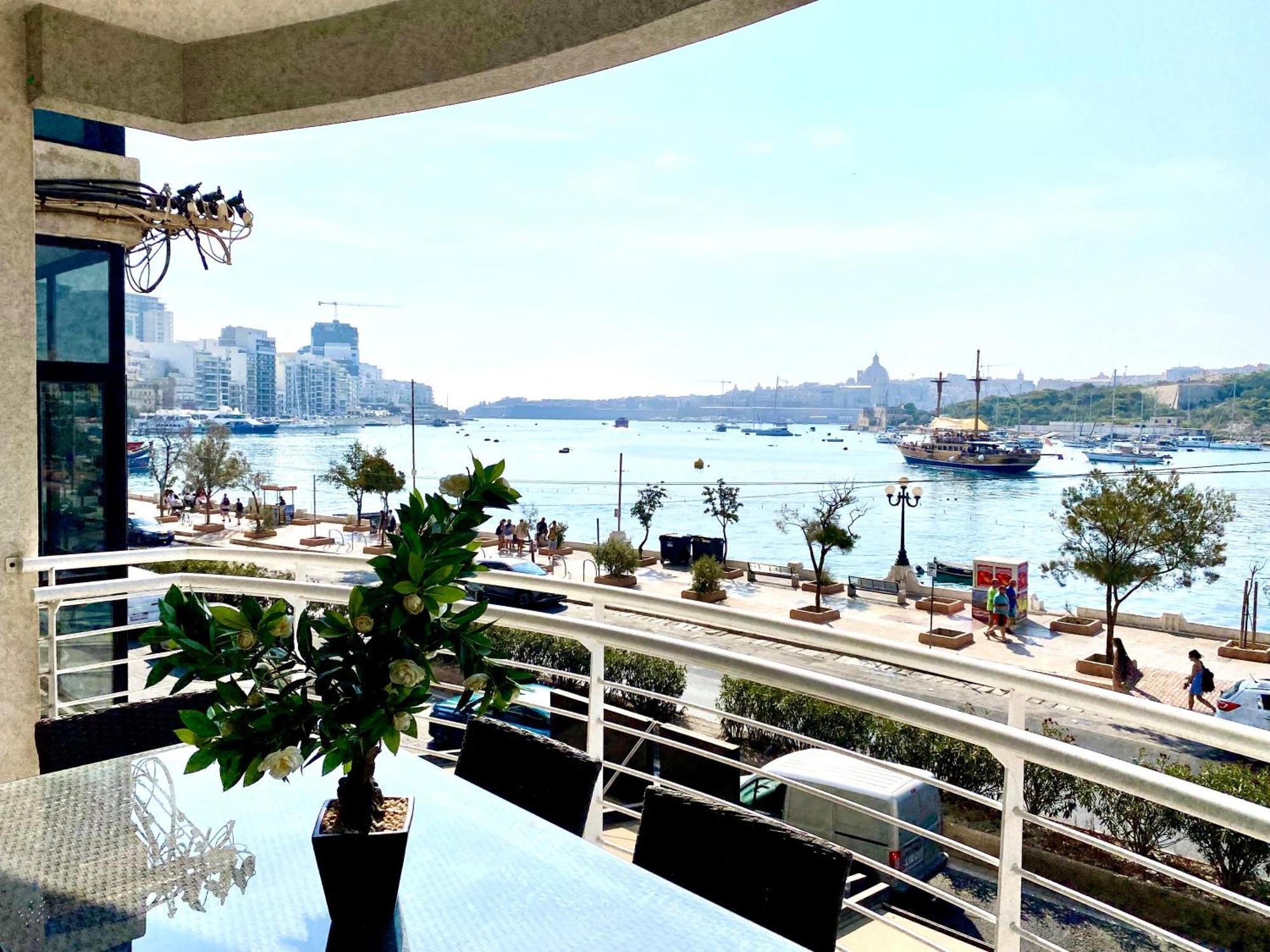 Seafront Harbour Haven - Steps To Ferry, Shops And Beaches Sliema Luaran gambar