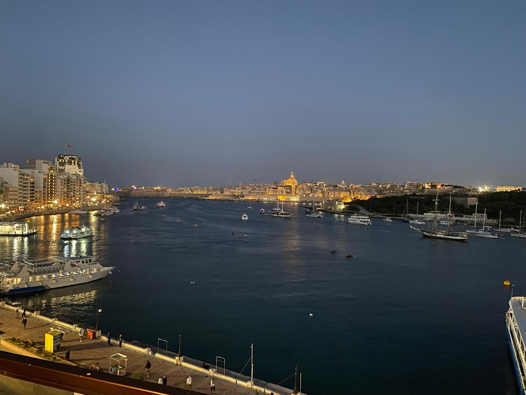 Seafront Harbour Haven - Steps To Ferry, Shops And Beaches Sliema Luaran gambar