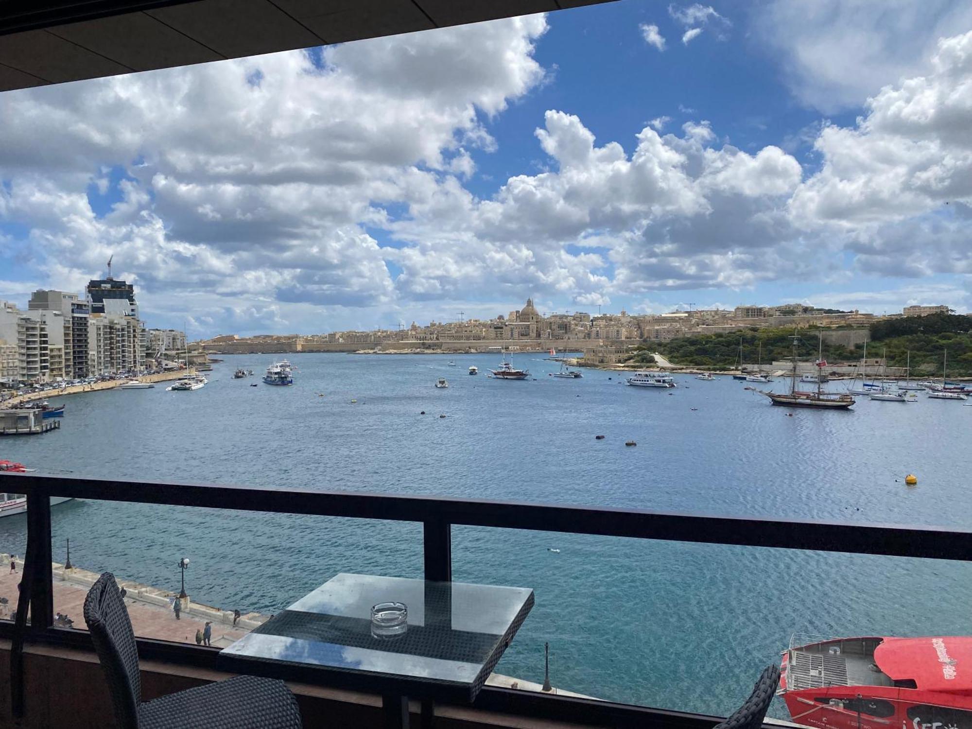 Seafront Harbour Haven - Steps To Ferry, Shops And Beaches Sliema Luaran gambar